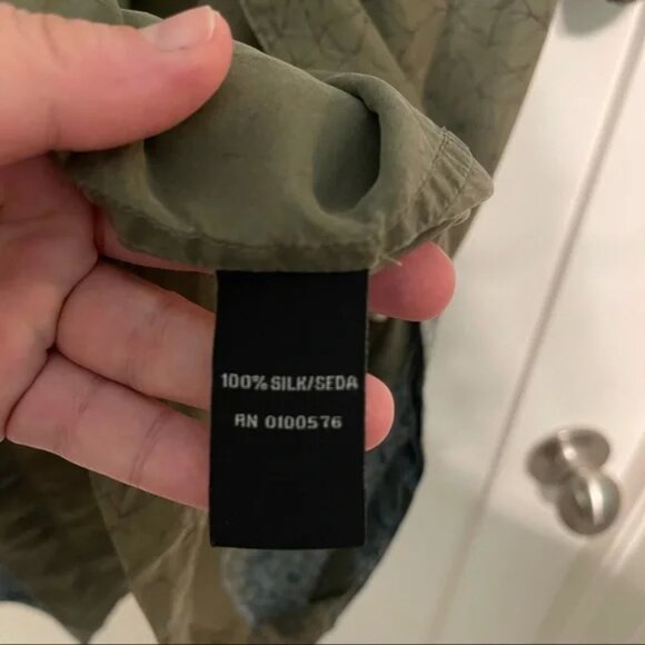 Vintage Kaid mens size XL 100% silk olive green and blue silk button up! - Picture 6 of 6